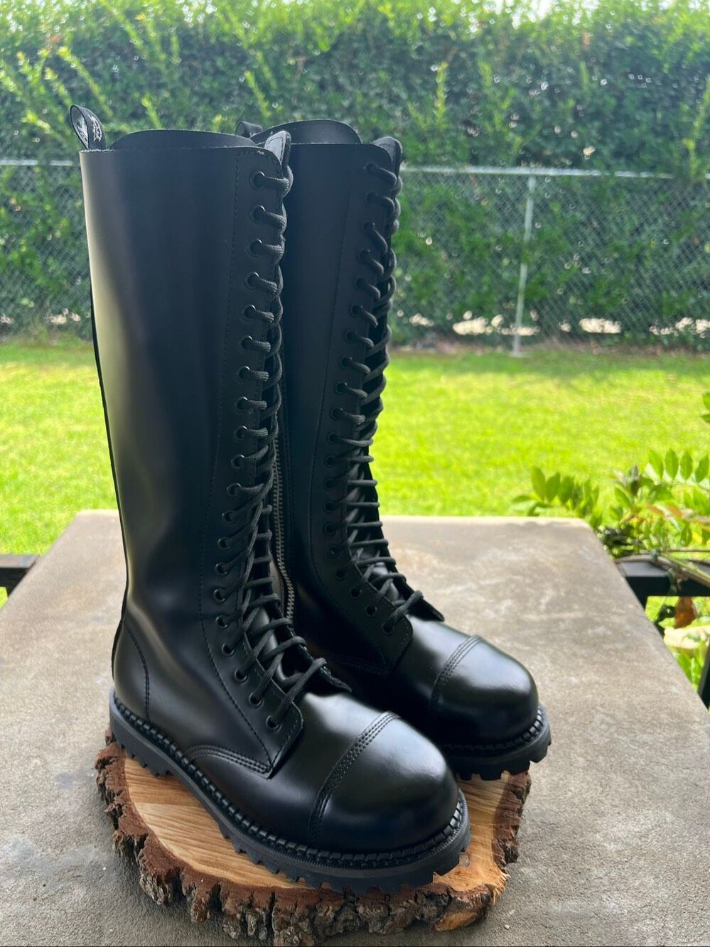 Demonia Riot -20 Lace Up Knee High Boots Black Size 9 Nwot Unisex